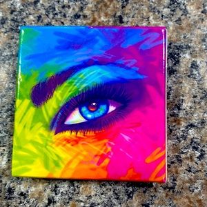 New Lisa Frank Glamour Dolls shimmering eyeshadow